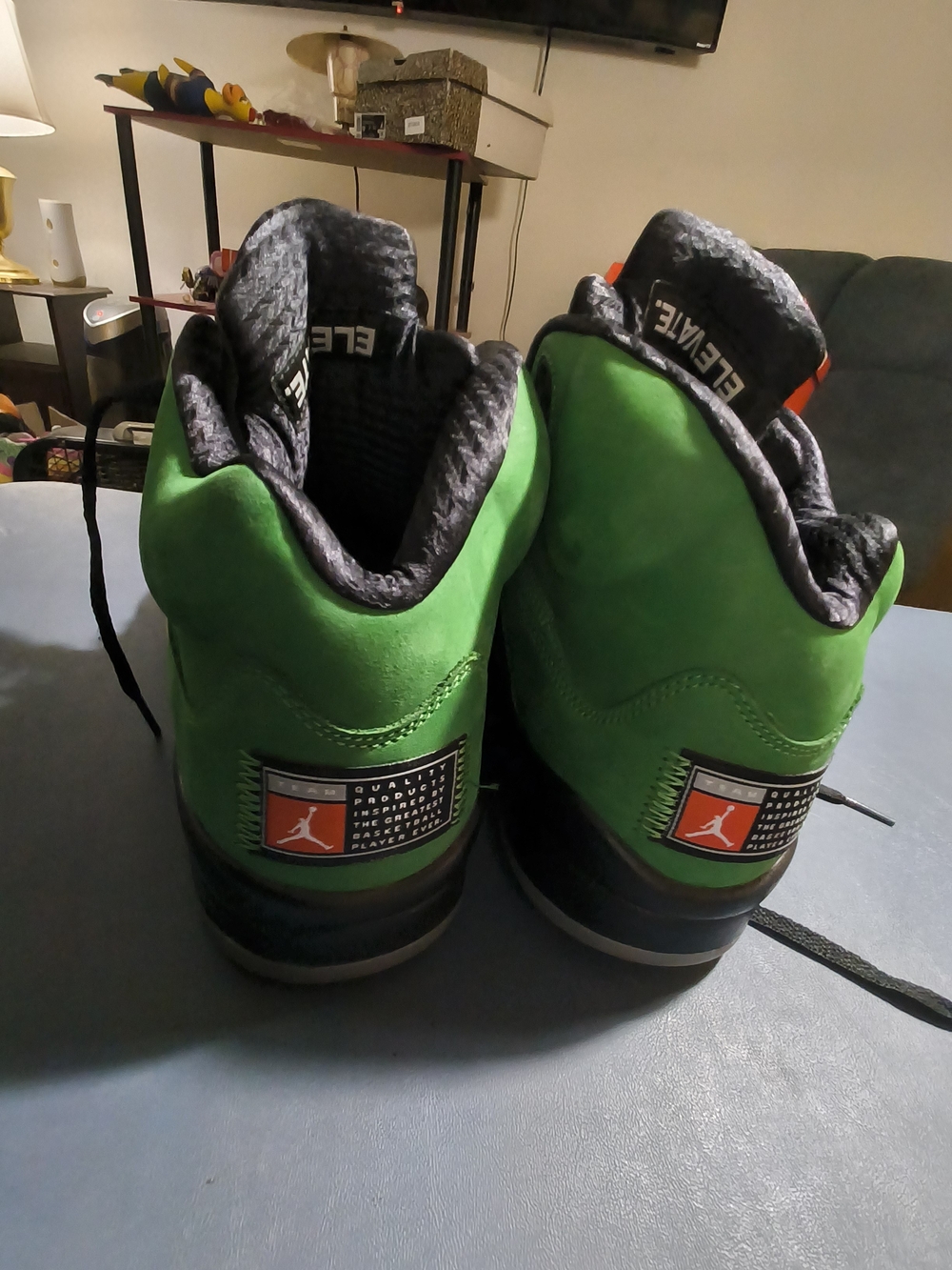 Jordan 5 "Oregon", Size 11m, Men's Retro Basketball Shoes in Green - Picture 5 of 7